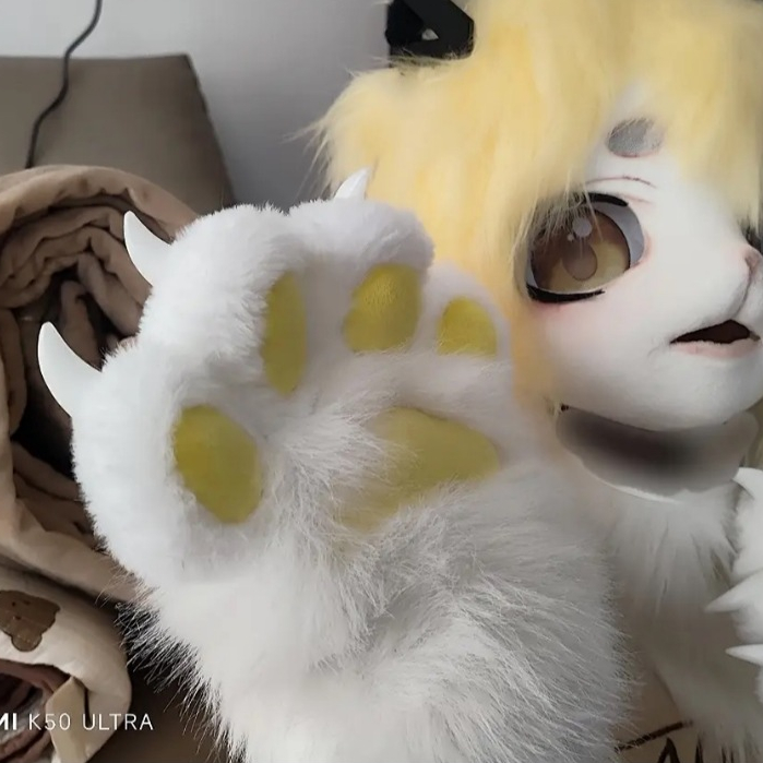 Kigurumi Fursuit Furry Cats Paw ถุงมือเล็บสีขาวและ chirps อะนิเมะคอสเพลย์ Props สําหรับการ์ตูนแสดง