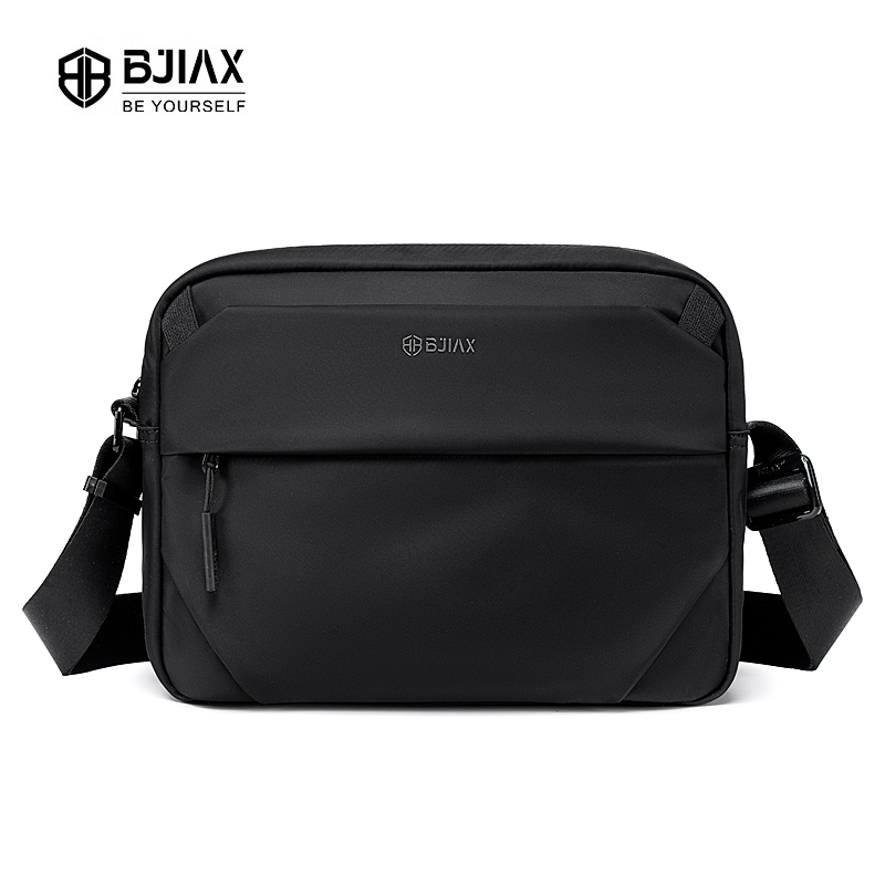 BJIAX กระเป๋าสะพายผู้ชายแฟชั่นน้ําหนักเบา Commuting Casual Men Bag แบบพกพา