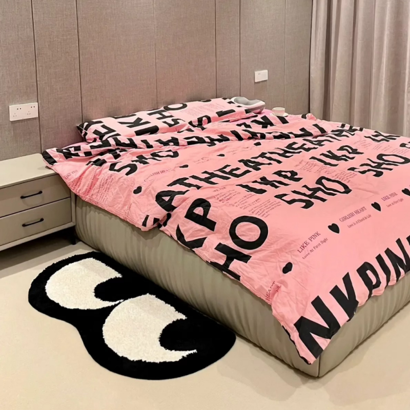 พรมปูพื้นห้องนอน วัสดุแคชเมียร์สามมิติ การ์ตูนตาโตสุดน่ารัก ขนาด 50*120cm—60*160cm นุ่มสบายและซึมซับได้สูง พรมขนนุ่ม พรมแต่งห้อง - รูปที่ 6