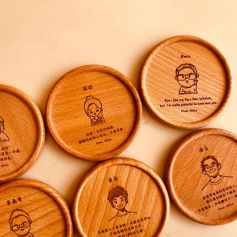 1PCS ฟรีแกะสลักวอลนัทไม้ Coaster รอบ Beech ถ้วยไม้ทนทานส่วนบุคคลถ้วยบรรจุภัณฑ์สําหรับของขวัญ