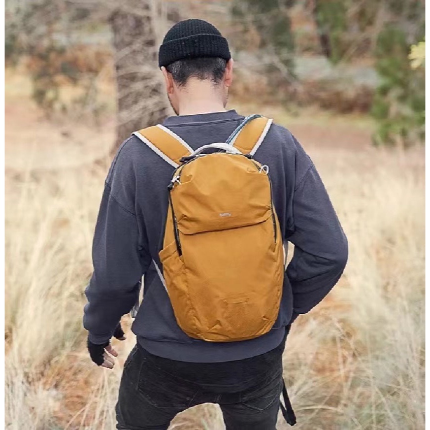 ออสเตรเลีย Bellry 18L พร้อมแพ็คน้ำหนักเบาแฟนรูปร่างการเดินทางฟิตเนสแฟชั่นกระเป๋าเป้สะพายหลัง