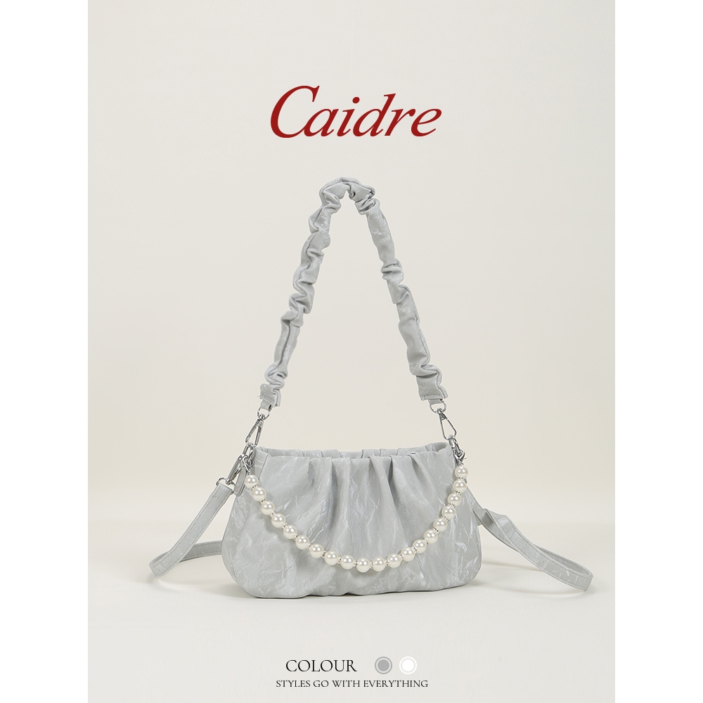 กระเป๋าสายคล้องบ่า Caidre Pearl Chain แบบ Underarm Bag จากคอลเล็กชัน Niche Cloud