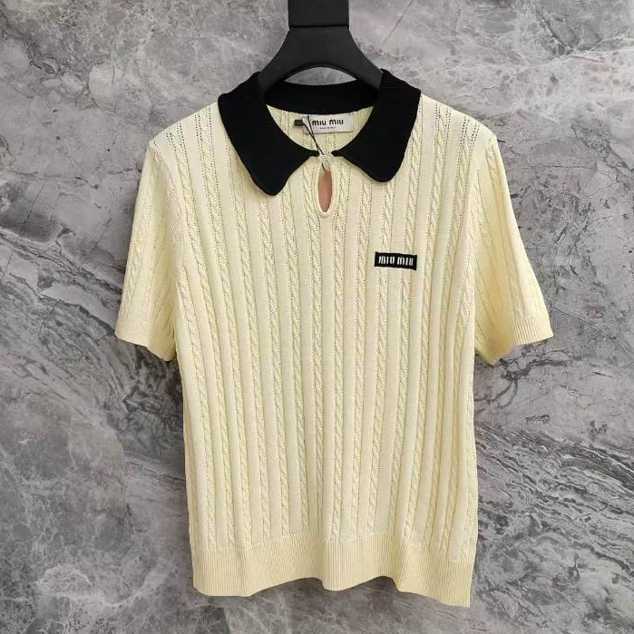 Miumi * 2025 Lapel Badge ถักแขนสั้น