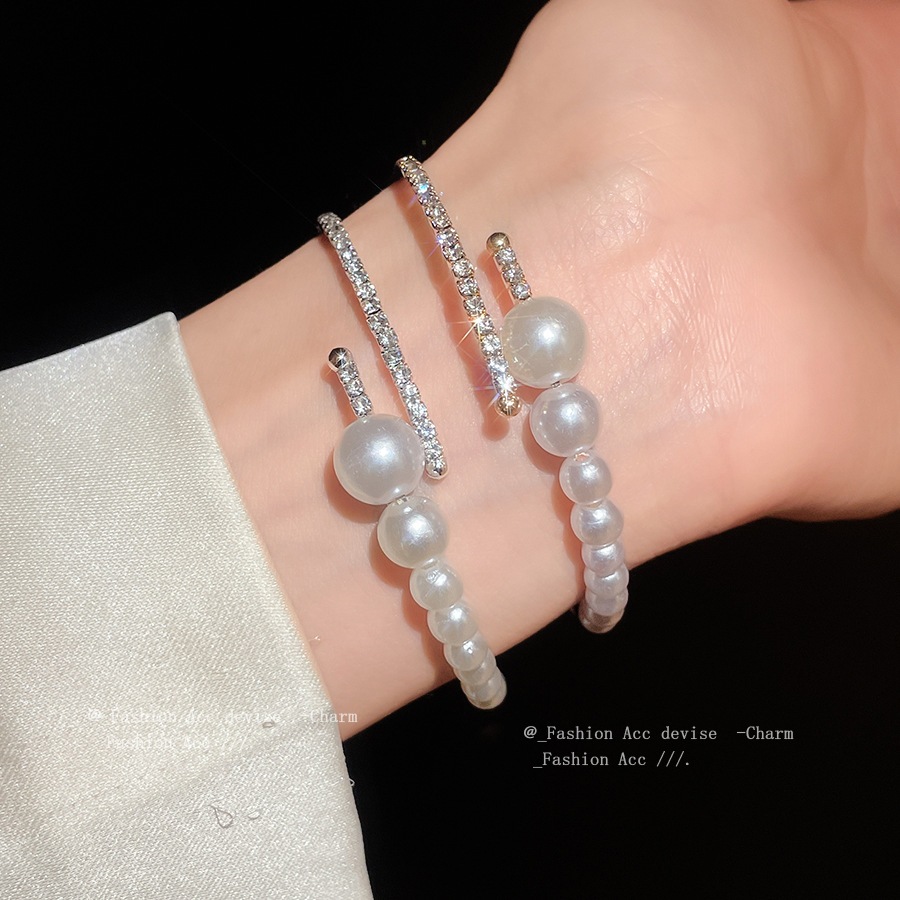 สร้อยข้อมือเพียรลและเพชร สไตล์วินเทจฝรั่งเศส คุณภาพเยี่ยม พร้อมจำหน่ายส่ง