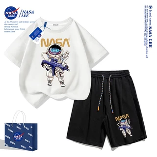NASA ชุดเสื้อยืดแขนสั้นและกางเกงขาสั้นผ้าฝ้ายสีดำเด็ก ลายอวกาศสุดเท่แบบใหม่ปี 2025 สำหรับเด็กชายและเด็กหญิง ชุดแฟชั่นสบายๆ