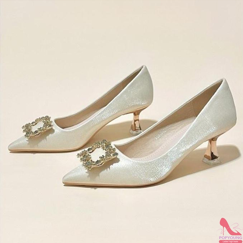 [PY] รองเท้าแต่งงานสีเบจสําหรับเจ้าสาวชุดคริสต์มาสรองเท้าส้นสูงสําหรับผู้หญิงพรรคค่ําพรรค