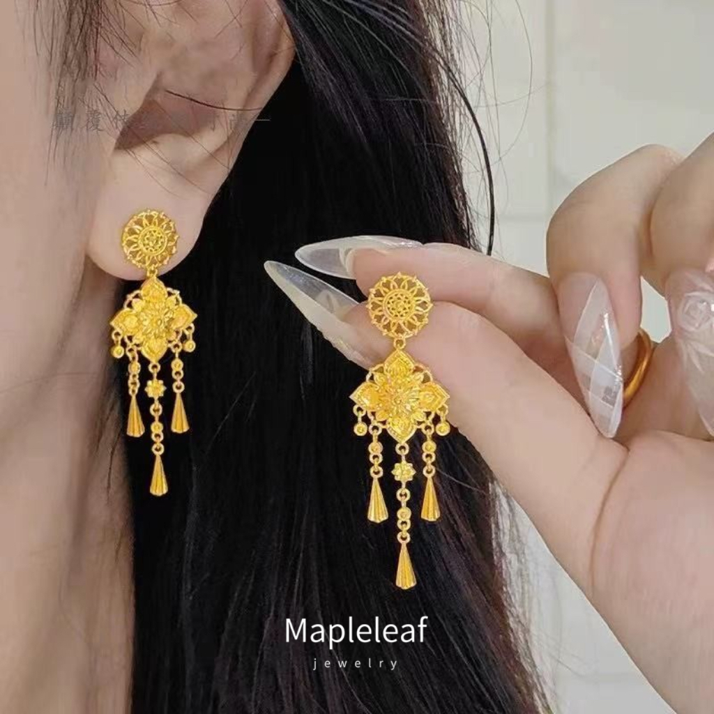 ทอง 18k hollow พู่ดอกไม้ต่างหูผู้หญิงอุปกรณ์เสริมเครื่องประดับของขวัญ Hypoellergic