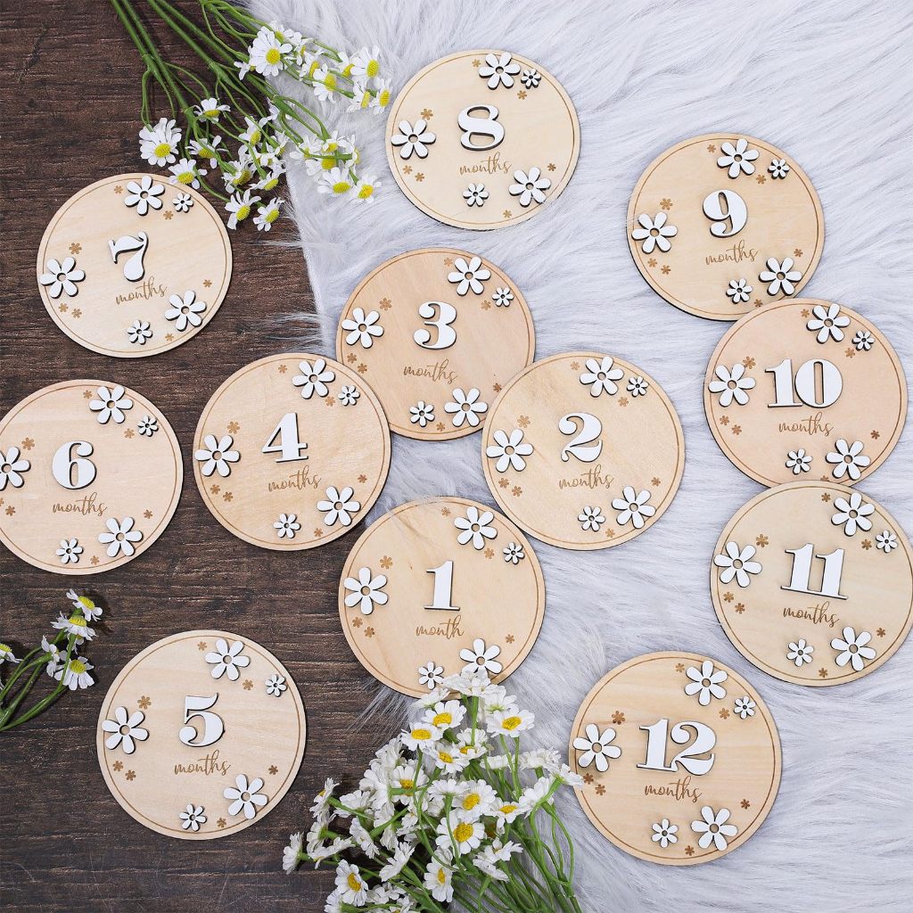 12 ชิ้นเด็กรายเดือน Milestone การ์ด 3D Daisy ไม้ Marker แผ่น Rustic Baby เดือนป้ายประกาศสําหรับทารกก