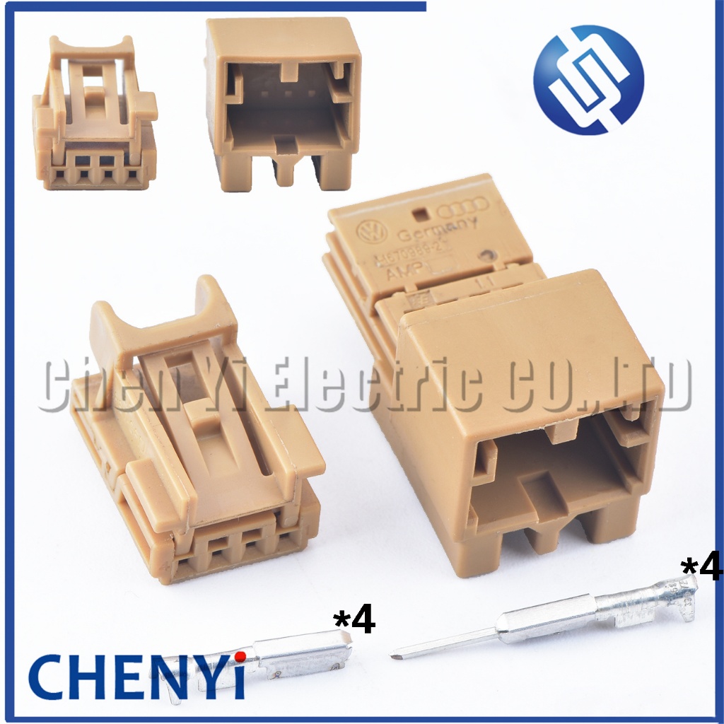 4 Pin ชายหรือหญิงรถกระจกมองหลังปรับประตูพื้นหลังปลั๊กไฟ 8K0 973 754 A/8K0 972 994 สําหรับ VW Audi