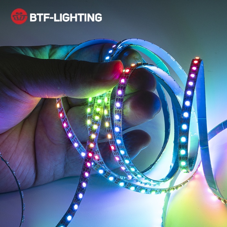 BTF-LIGHTING 2020 RGB IC 160LEDs/m WS2812B แถบไฟ LED 5 มม.กว้าง DC5V SPI LED strip