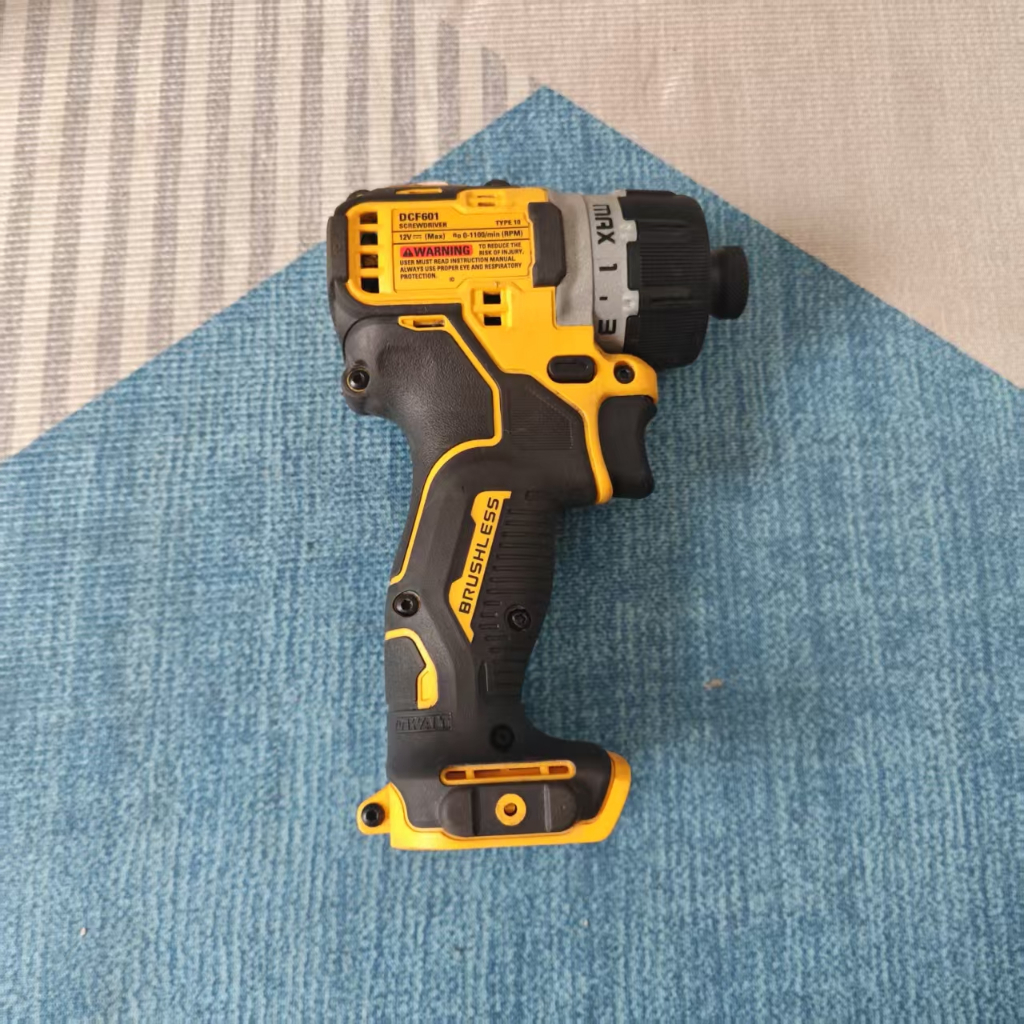 Dewalt DCF601 SCREWDRIVER (มือสอง)
