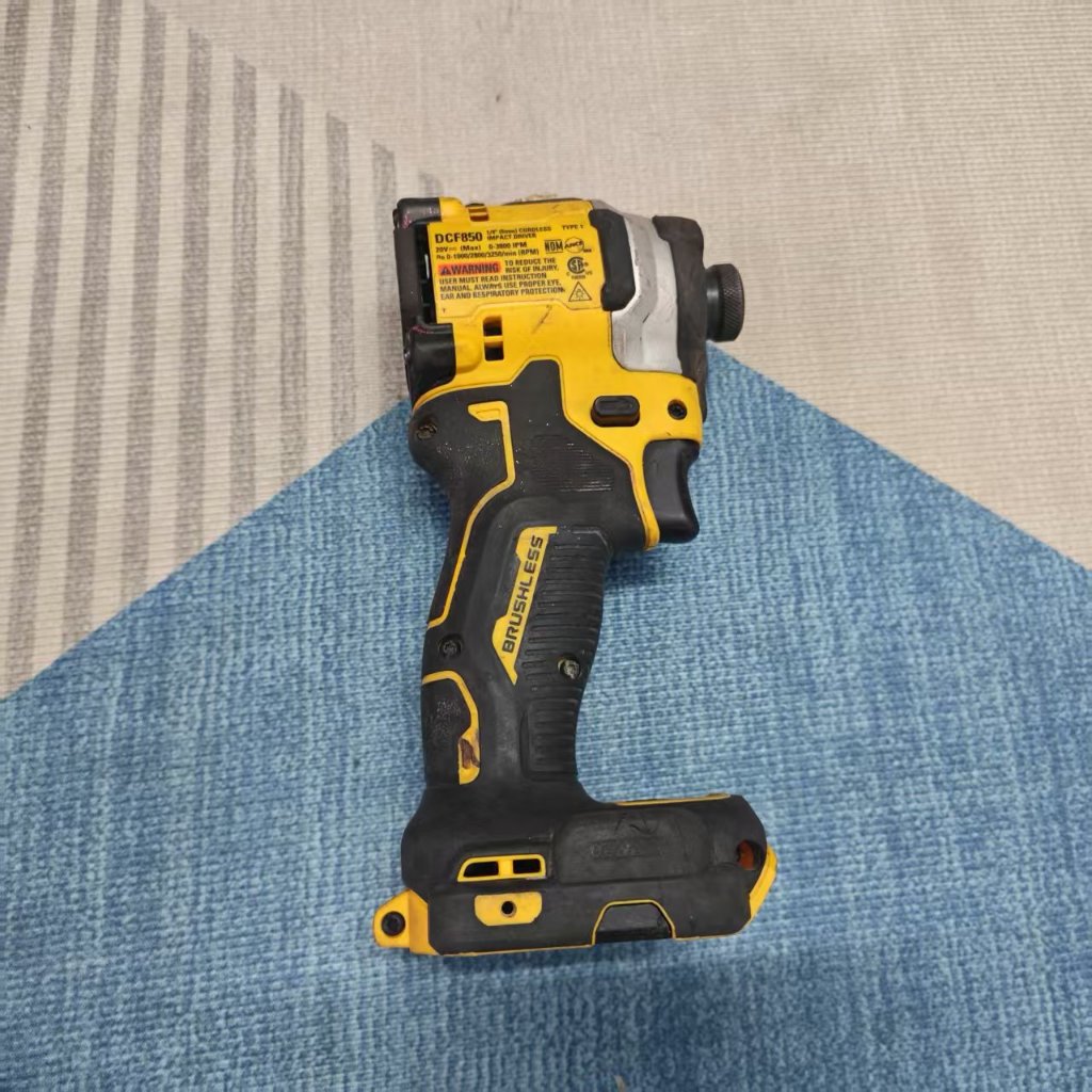 DEWALT DCF850 IMPACT DRIVER(มือซ้าย)