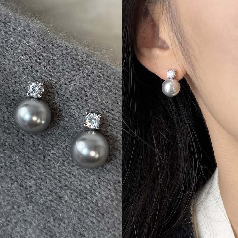 ต่างหูสตั๊ดมุกแก้วสีเทาอ่อนเรียบง่ายหรูหรา - รูปที่ 3