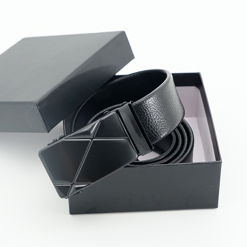 (กล่องของขวัญ) 2025 new เข็มขัดหนังธุรกิจสําหรับผู้ชาย สไตล์นักธุรกิจ 120ซม