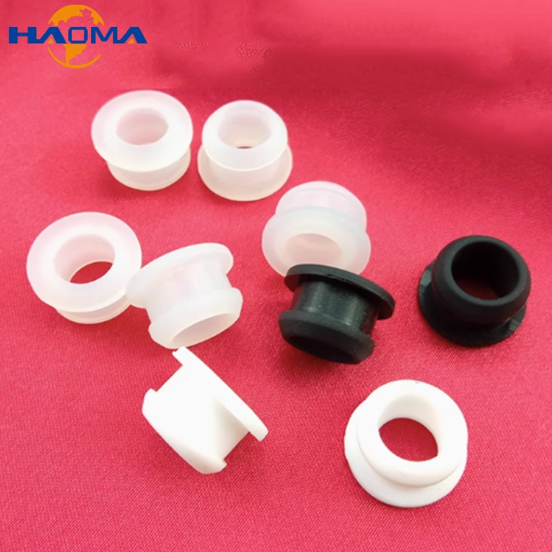 สีดํา/สีขาวปลั๊ก 4.5 มม.ถึง 50.6 มม.รอบ Hollow ยางซิลิโคน Snap-on Grommet Hole ปลั๊กสายไฟป้องกัน Bushing