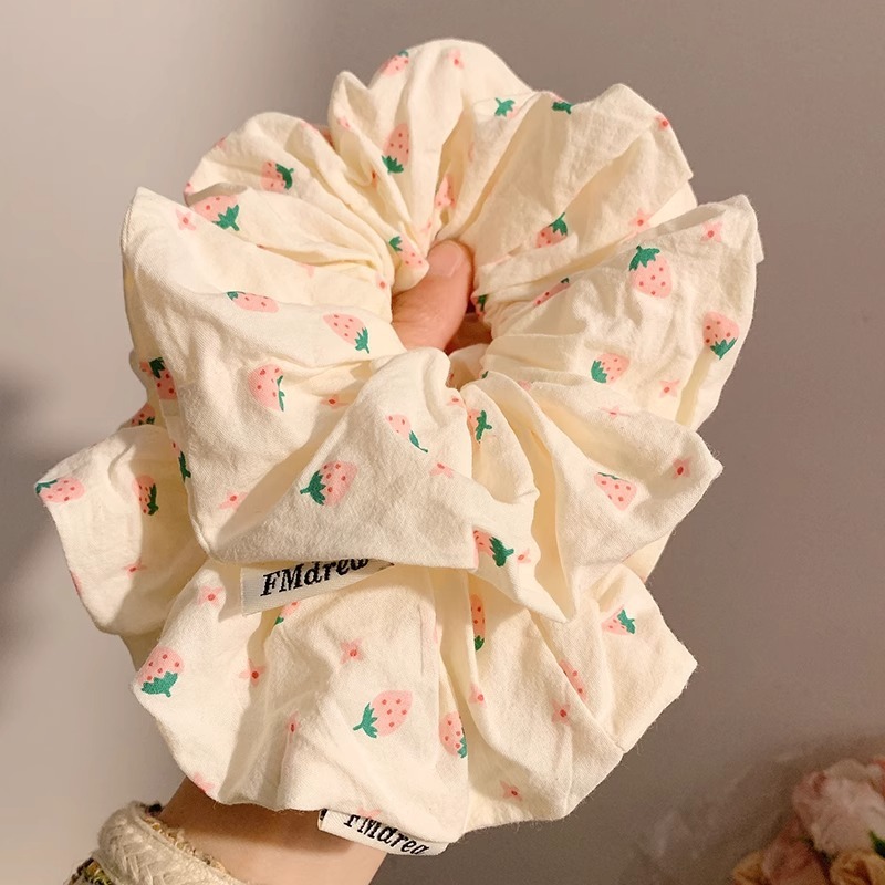 สตรอเบอร์รี่หวานดอกไม้ขนาดใหญ่ลําไส้หัวเชือกสาวทุกวันของขวัญผมผมหางม้าเครื่องประดับผม