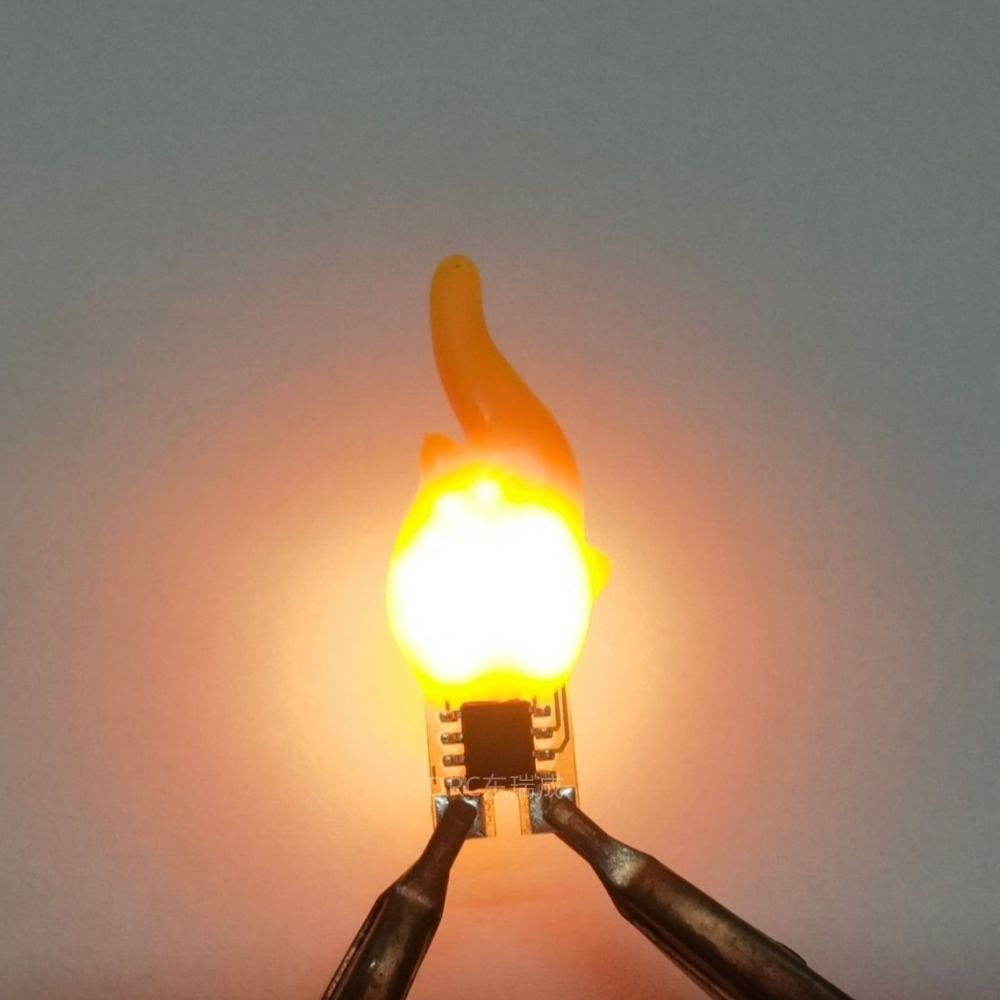 หลอดไฟ LED รูปทรงเปลวไฟ 3V เน้น - ศิลปะการออกแบบเส้นใยไม่สม่ําเสมอสําหรับเทียนที่สมจริงจําลองเปลวไฟและแสงโดยรอบ