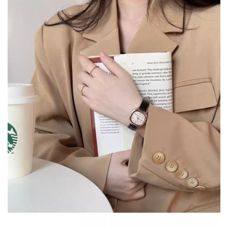 Retro Minimalist นาฬิกาผู้หญิงขนาดเล็กสายหนังนักเรียนนาฬิกาข้อมือผู้หญิง