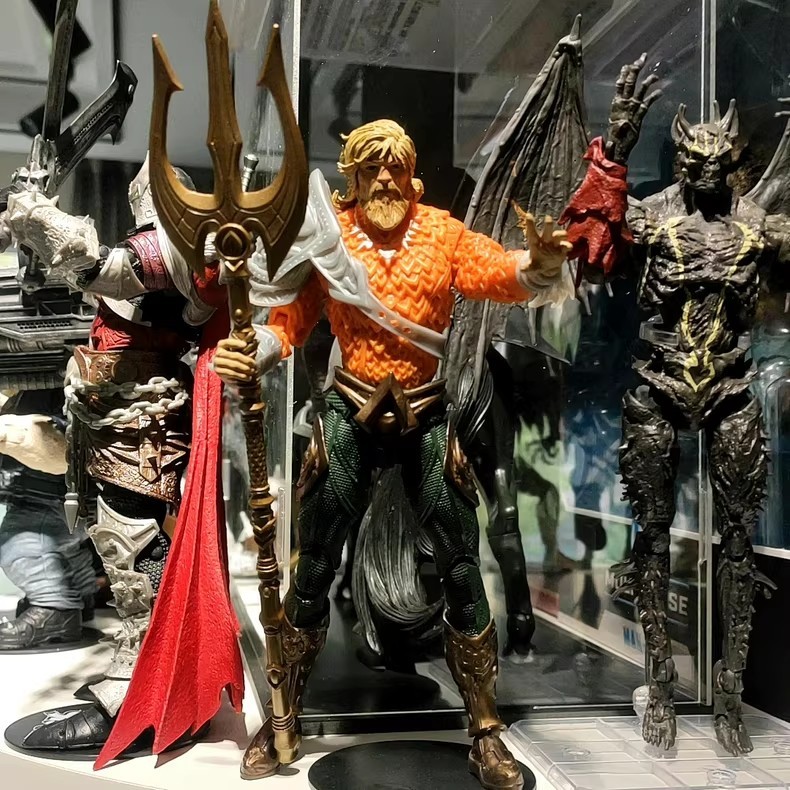 (ไม่มีกล่อง) McFarlane Page Puncher PP Series Aquaman Action Figure