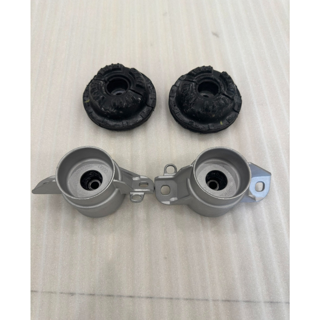 Audi A5A4LQ5 กาวด้านบนดูดซับแรงกระแทกด้านหน้า 8K0412377C การดูดซึมแรงกระแทกด้านหลัง Top Rubber Tower