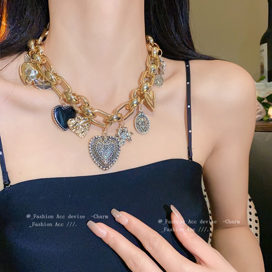 ยุโรปและอเมริกาเพชร-หุ้มห่อน้ํามันจุ่มดอกไม้รูปหัวใจจี้สร้อยคอย้อนยุคพังก์สาวร้อนกระดูกไหปลาร้าโซ่แสงหรูหราและระดับไฮเอนด์สร้อย