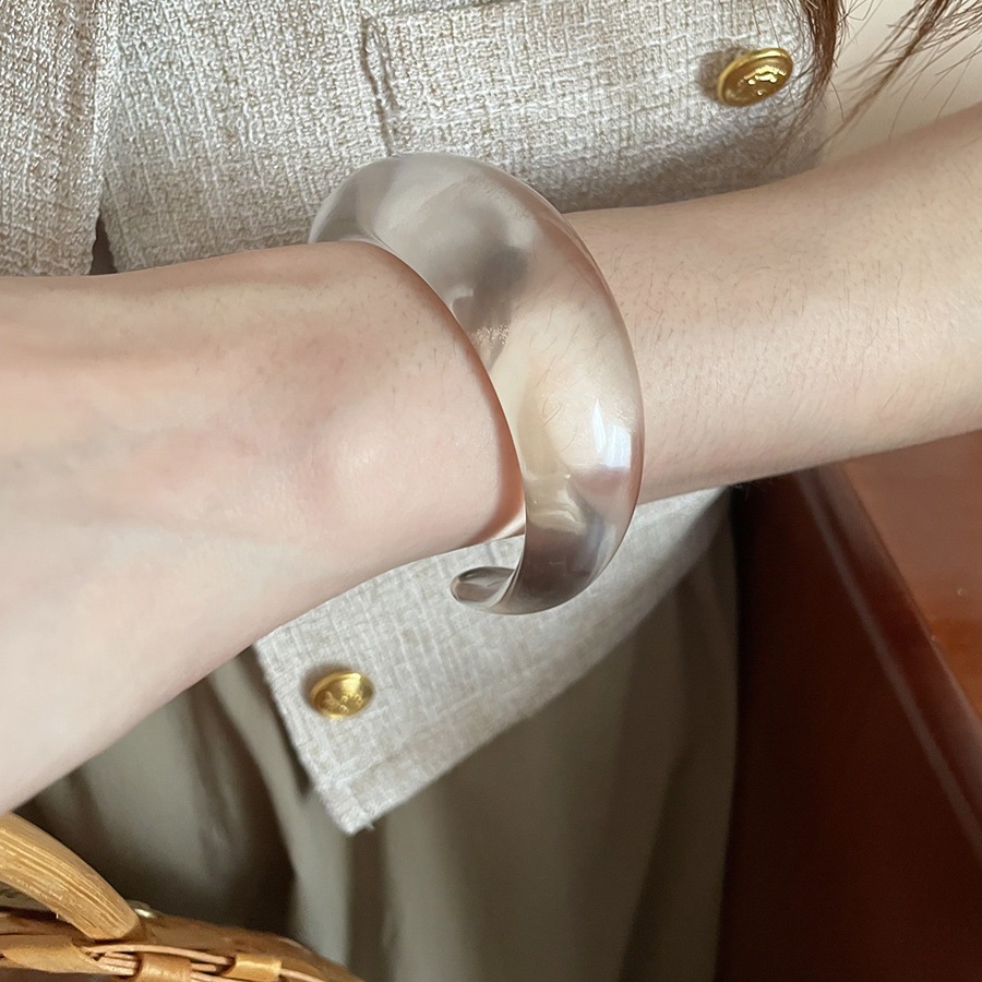 อะคริลิรอยเปื้อนเรขาคณิตเปิดสร้อยข้อมือแสงหรูหราและง่ายต่อการจับคู่กับสร้อยข้อมือย้อนยุคเครื่องประดับมือแฟชั่น - รูปที่ 6