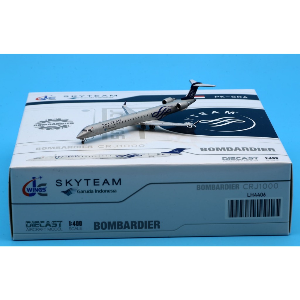 LH4406 โลหะผสมสะสมเครื่องบินของขวัญ JC Wing 1:400 ครุฑอินโดนีเซีย "SkyTeam" Bombardier CRJ-1000 Diec