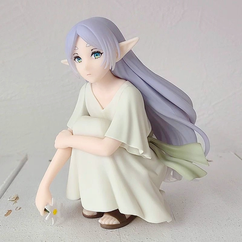 10ซม.อะนิเมะรูปFrieren Squatท่าทางกระโปรงสีขาวAction figures Frierenตุ๊กตาPVCของเล่นคอลเลกชันรูปปั้น
