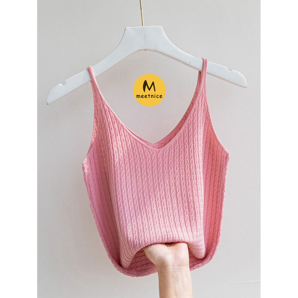 【12 จัดส่งทันที】⭐Meetnice⭐ เสื้อสายเดี่ยว คอวี ผ้าเรยอน แบบถัก เข้ารูป สุดเซ็กซี่ ใส่ข้างนอก สไตล์ใหม่ สําหรับผู้หญิง