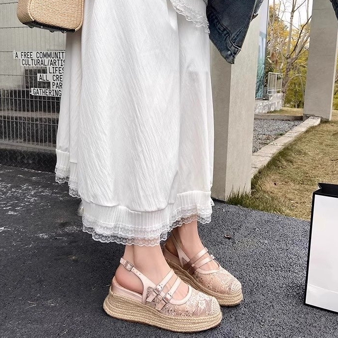 รองเท้าแตะสุภาพสตรีฤดูร้อนสไตล์ใหม่ทอหนาSoled Wedgeรองเท้าขนาดเล็กความสูงToe-Coveredรองเท้าแตะฟางรองผู้หญิง