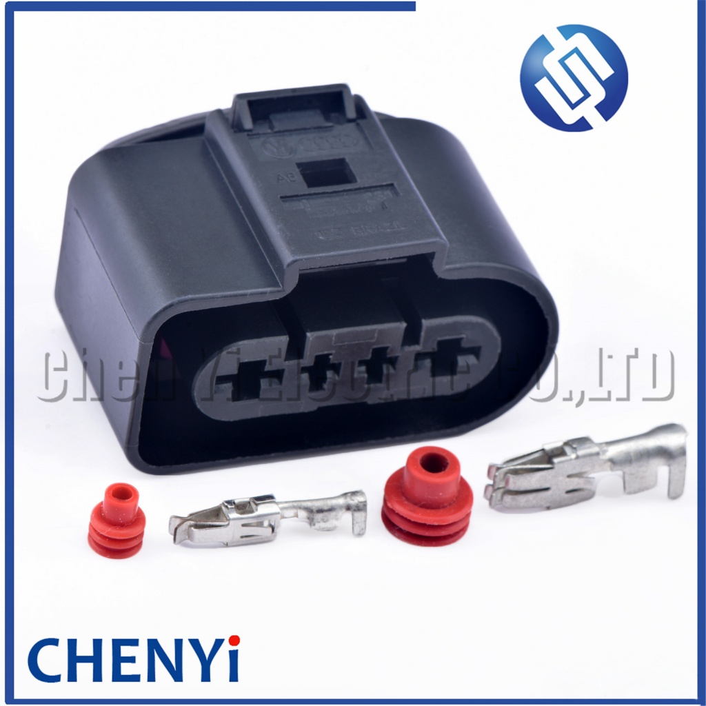 4 Pin 3.5/6.3 หญิงการใช้ปั๊มซ็อกเก็ตปลั๊กอัตโนมัติกันน้ํา 1J0 919 231 สําหรับ VW A6 S6 C5 Allroad Be