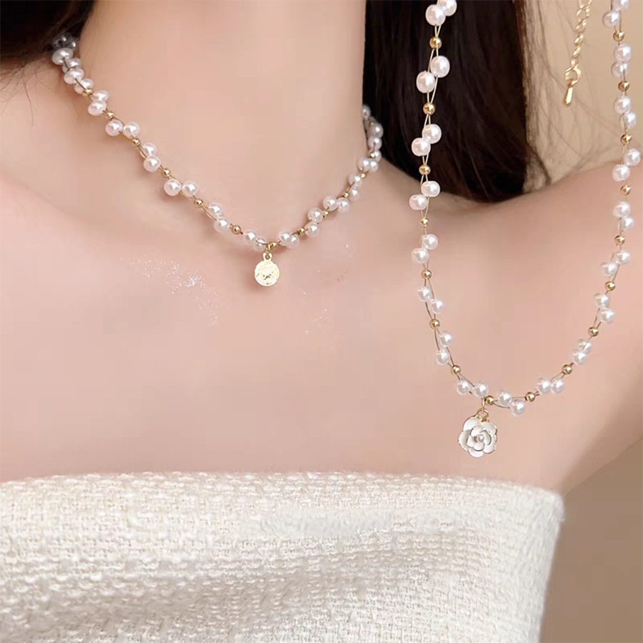 Camellia สร้อยคอมุกผู้หญิงอุปกรณ์เสริมสไตล์ใหม่สร้อยคอหรูหรา Niche High-End Clavicle Chain