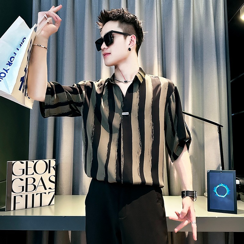 ฤดูร้อนลายเสื้อแขนสั้นชาย Pufferie หล่อ V คอสาม Quarter ครึ่งแขนเสื้อชาย m-3xl