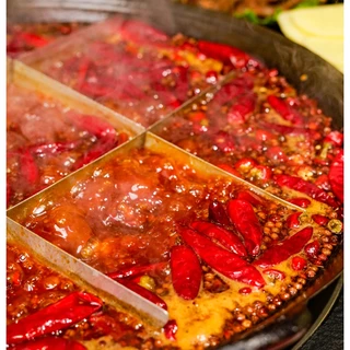 [ShiJi] หม่าล่า ซุปหม่าล่า 牛油火锅底料260กรัม*30ถุง 批发箱装 ก้อนหม่าล่า น้ําซุป 260g ฐานซุปสำเร็จรูป spicy hot pot