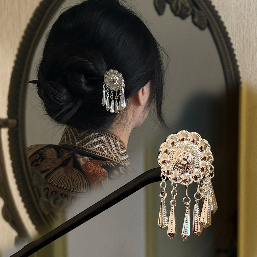 สไตล์ย้อนยุค Miao Silver Hairpin หญิง Niche Design Classy High-End Feel Hairpin ไม้จันทน์ Hairpin สไตล์ชาติพันธุ์ Headdress