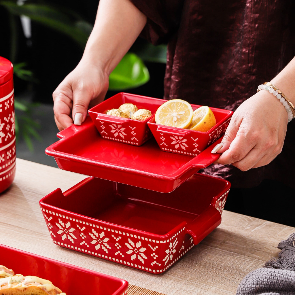 HongDian เซ็ตจานชามเซรามิก ceramic porcelain tableware set สีแดงลายดอกไม้ underglaze ปลอดภัยต่ออาหาร ทนความร้อน สีไม่ซีดจาง ใช้กับ microwave oven dishwasher sterilizer ได้ ทำความสะอาดง่าย มีทั้งชาม bowl จาน plate และแก้ว cup mug ของขวัญวันคริสต์มาส - รูปที่ 3