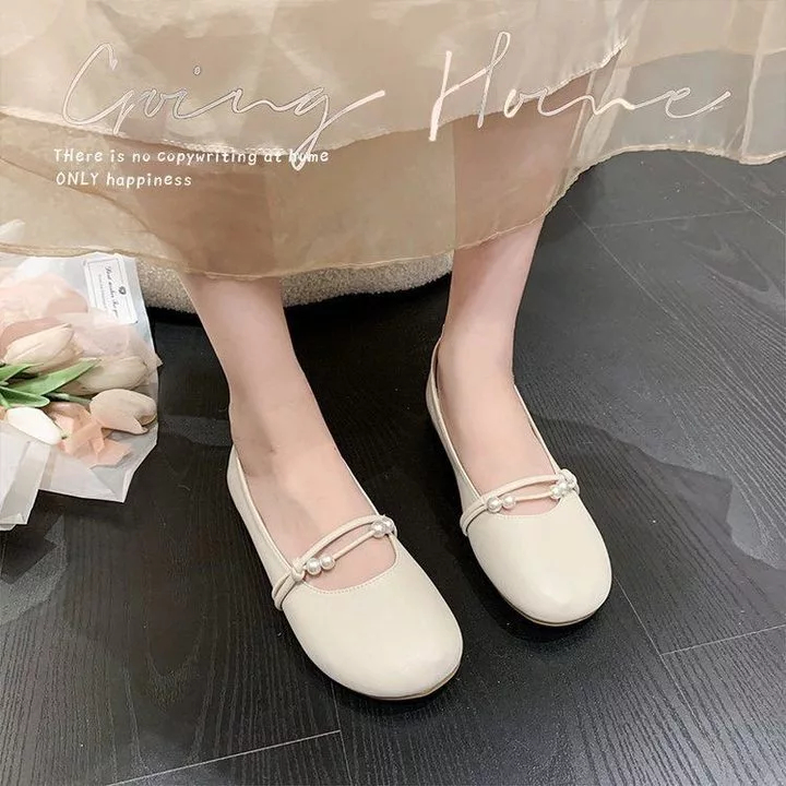 Chic Stroll รองเท้าสตรีแมรี่เจน สไตล์ฤดูร้อนใหม่ รองเท้าส้นแบนตื้นอเนกประสงค์ รองเท้าส้นเตี้ยมุกสไตล์อ่อนโยน