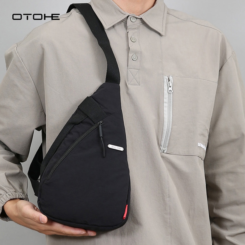 OTOHE กระเป๋าคาดหน้าอกผู้ชายกระเป๋าไนลอนกันน้ํากระเป๋า ผู้สื่อสาร กลางแจ้งสําหรับนักศึกษาวิทยาลัย