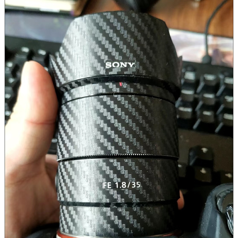 Stylized Decal ผิวสําหรับ Sony FE 35 มม.F1.8 เลนส์กล้องสติกเกอร์ไวนิล Wrap Anti-Scratch ฟิล์ม Coat F