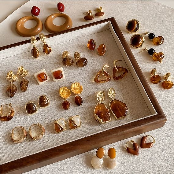 BELLA-Bee Vintage Amber Coffee Tiger Eye Stone Stud ต่างหูแฟชั่นเครื่องประดับวันหยุดของขวัญอุปกรณ์เสริม