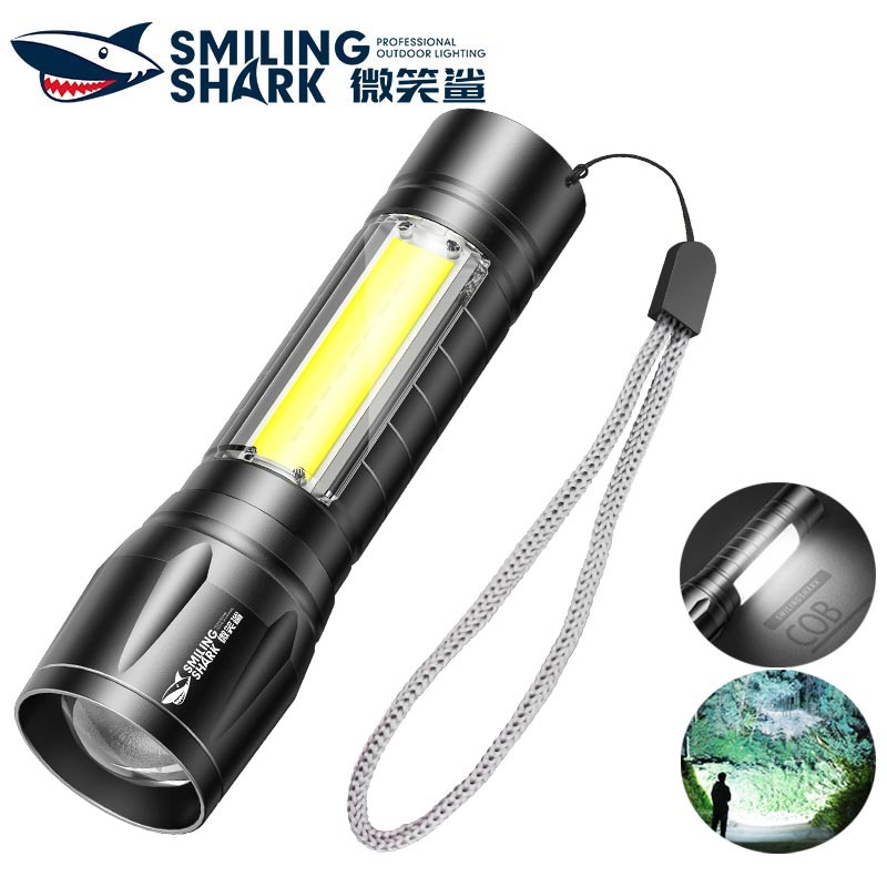 SmilingShark SD611 ไฟฉาย led มินิ XPE ด้วยแสงด้านข้างของซังนุ่ม สว่างมาก ไฟคบเพลิง ซูมได้ 3 โหมด USB ชาร์จได้ มีน้ำหนักเบา กันน้ำสำหรับการตั้งแคมป์ปีนเขา