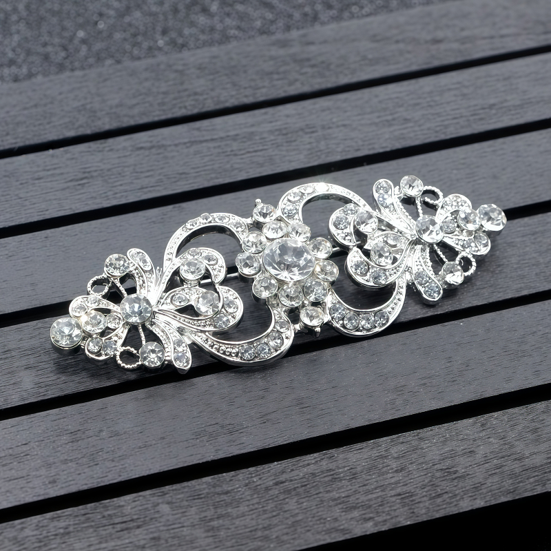 เข็มกลัดเพชรอุปกรณ์เสริมโลหะผสม Hypoallergenic Light Luxury Corsage ชุดสตรีชุด Pin High-End ตกแต่งชุด
