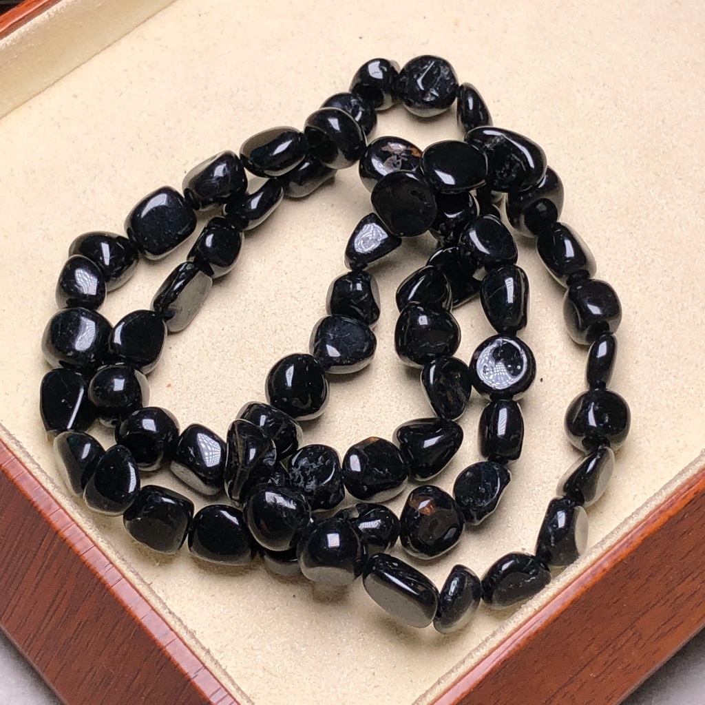 สร้อยข้อมือ Freeform Natural Black Tourmaline - Mystic Black Shine