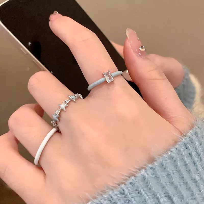 แฟชั่น เกาหลีสีฟ้าเซอร์โคเนียแหวนดาวผู้หญิงสีเงินอินของขวัญวันเกิดนักเรียน - รูปที่ 2