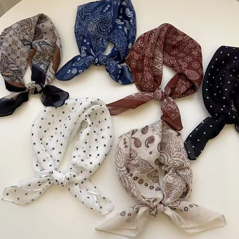 ใหม่มาถึง 58 ซม.ผ้าฝ้าย  พิมพ์ผ้าพันคอผ้าลินิน Neckerchief Head Wrap ผ้าคลุมไหล่แฟชั่นสําหรับผู้หญิง