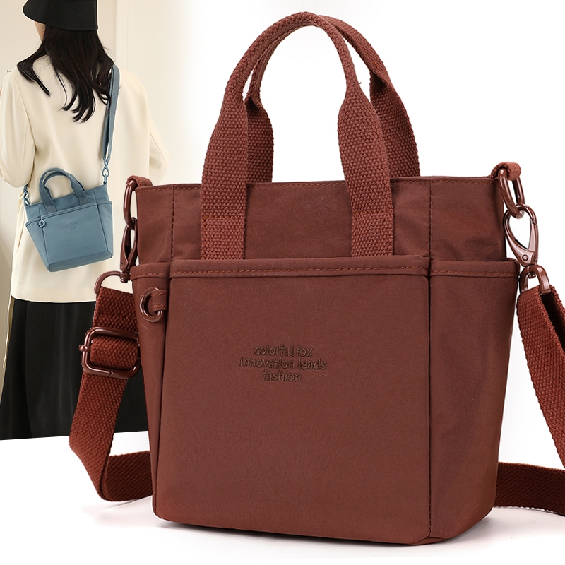 【Colorful Fox】กระเป๋าสําหรับผู้หญิงกระเป๋าสะพายไนลอนทนน้ําเย็บปักถักร้อยกระเป๋าสะพายข้างกระเป๋ามือ