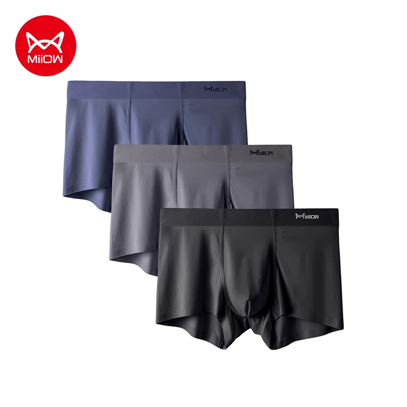 Miiow กางเกงบ็อกเซอร์ ผ้าเรยอน ไร้รอยต่อ ป้องกันแบคทีเรีย สําหรับผู้ชาย 3 ชิ้น M1221