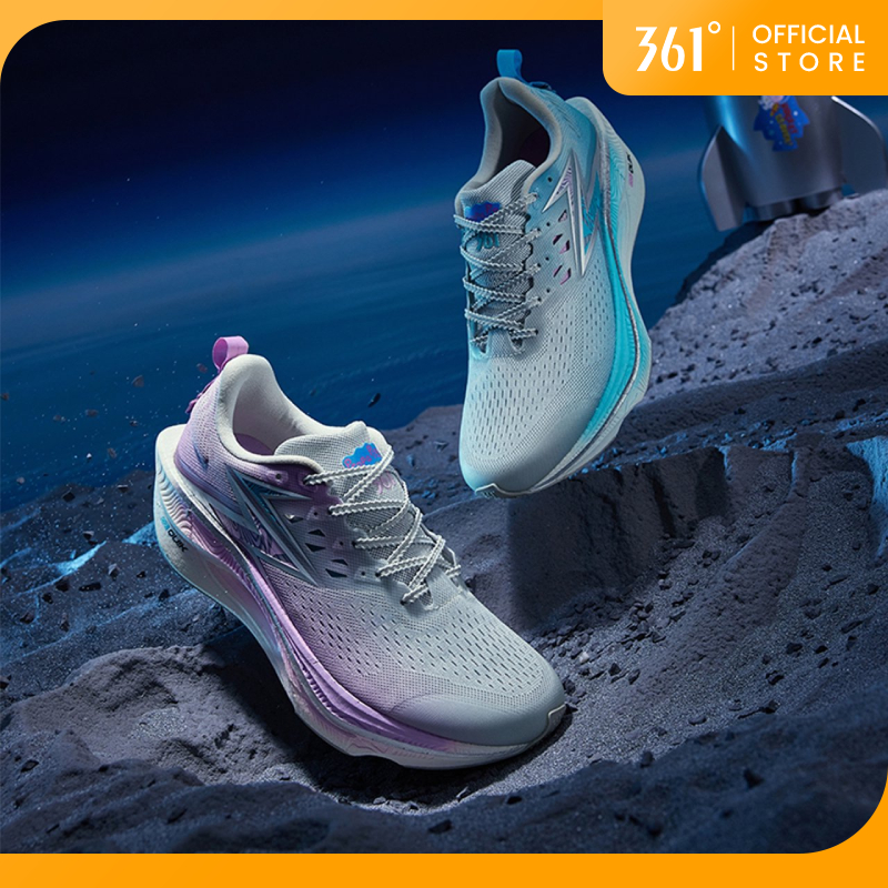 【Peppa Pig】361 Degrees Flame 3 ET ใหม่ Peppa Pig รองเท้าวิ่งสำหรับผู้ชายและผู้หญิง รองเท้าแข่งมาราธอ