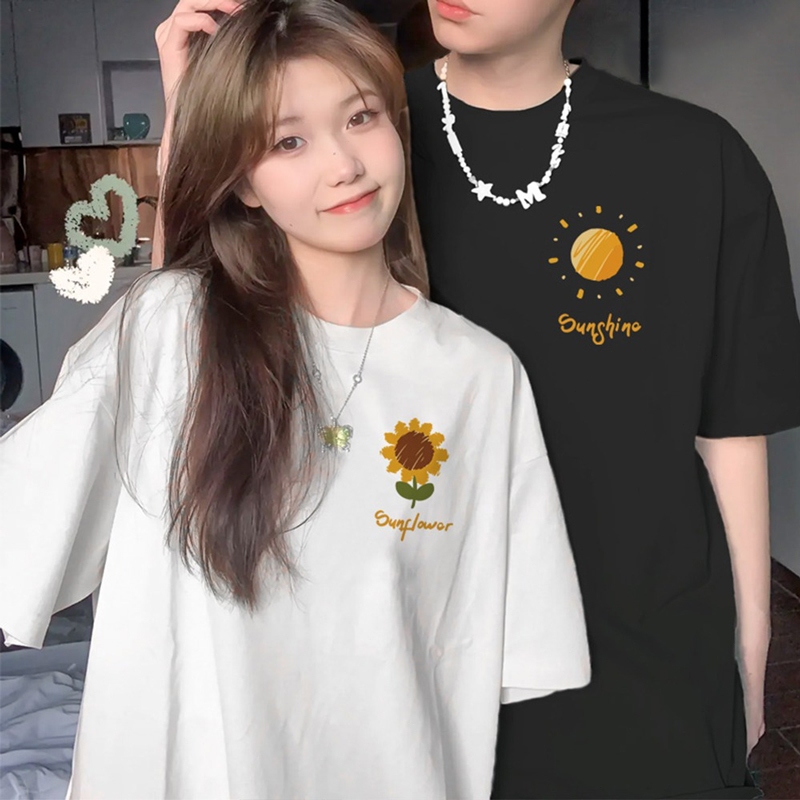 ✨แฟชั่นสไตล์เกาหลี✨เสื้อคู่ลายกราฟฟิตี้น่ารัก❤ผ้าฝ้าย 100% ทรงโอเวอร์ไซซ์ใส่ได้ทั้งผู้หญิงและผู้ชายYG1133
