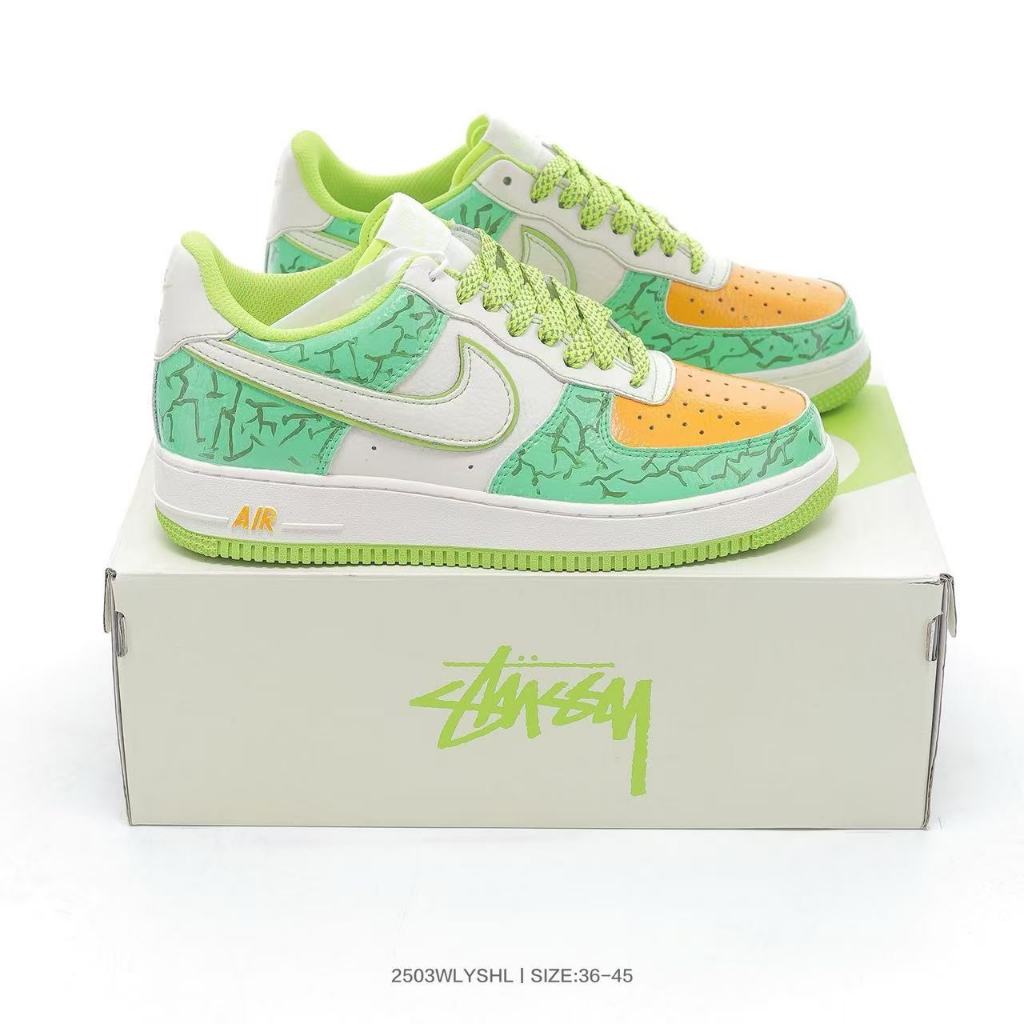 Nike Air Force 1 07 Low รองเท้าผ้าใบลําลอง
